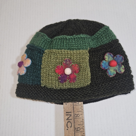 NEW Crochet Knit Felt Flowers stained glass windows beanie hat wool - Picture 11 of 14